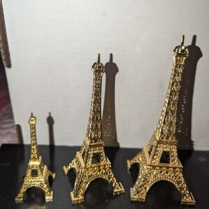 Gold Eiffel Tower Figurines Set